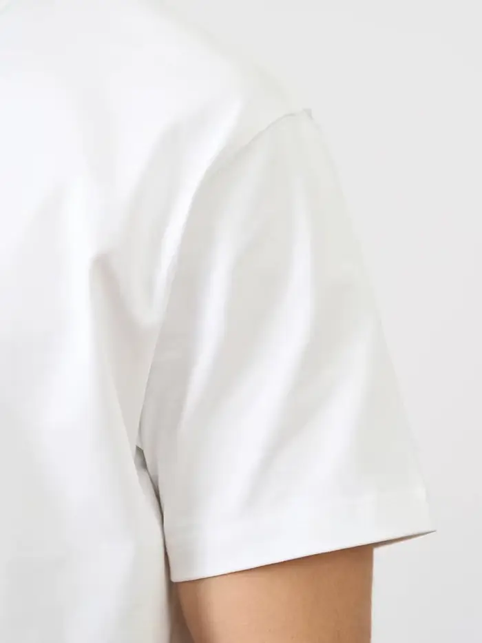 T-shirt noir à manches courtes été 2026