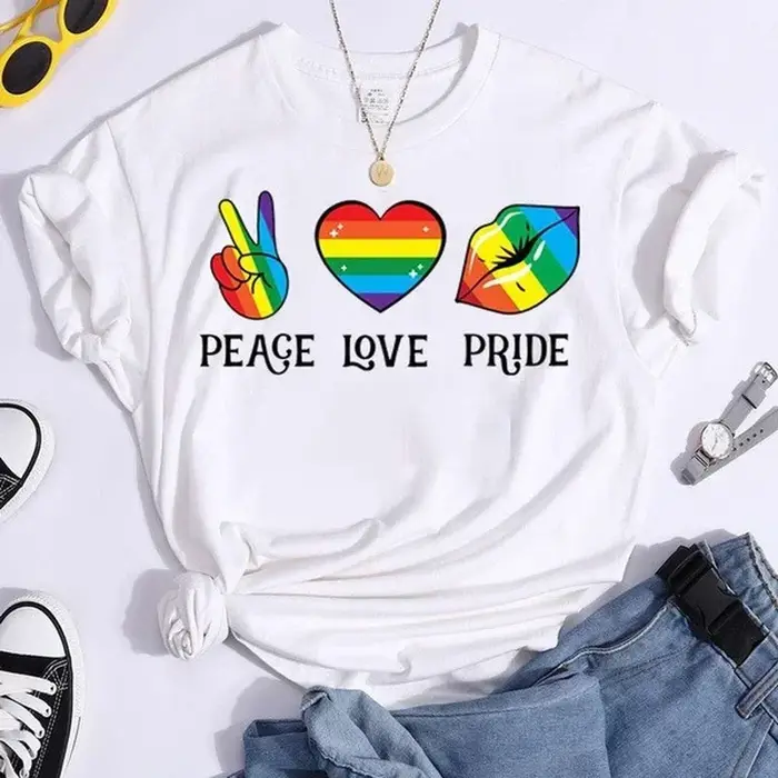 T-shirt manches courtes col rond femme, Peace Love Pride, coloré, imprimé