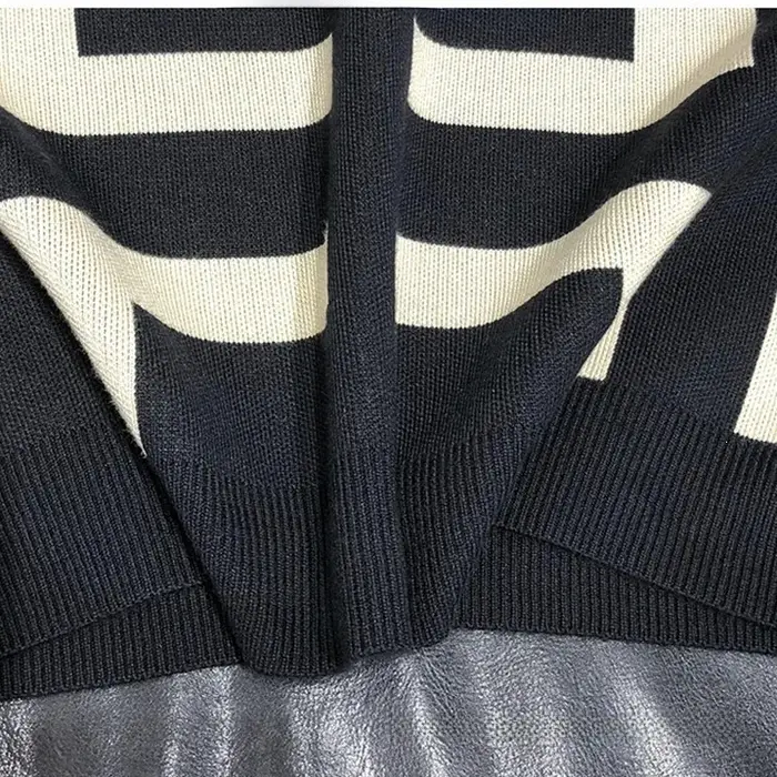 T-shirt à manches courtes en tricot à motif géométrique