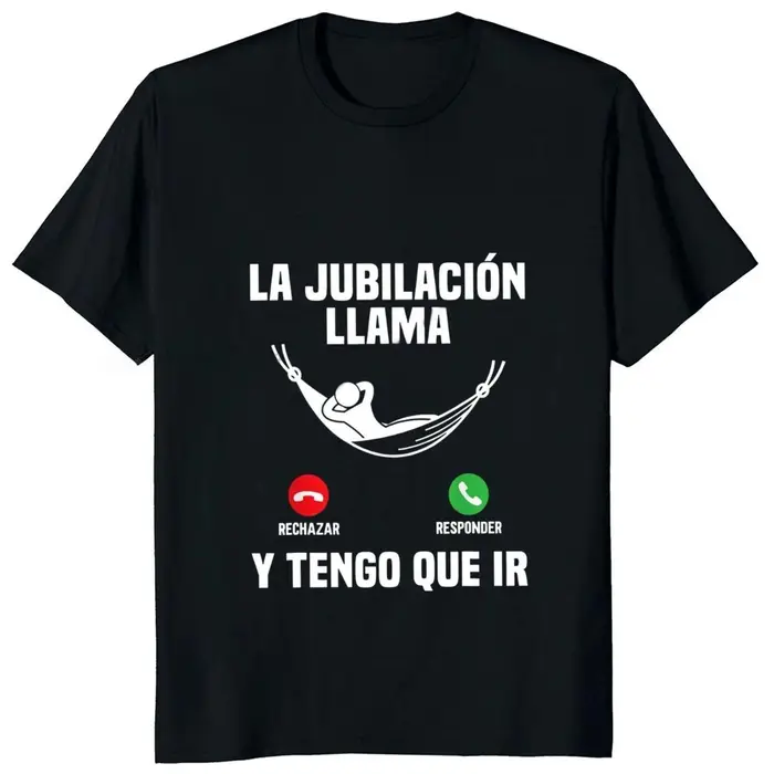 La retraite m'appelle, et je vais offrir un t-shirt avec un texte amusant comme cadeau de retraite. 