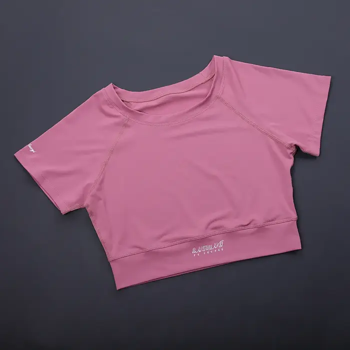Haut court de Fitness tendance pour femmes