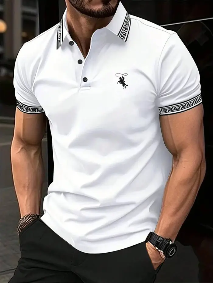 La nouvelle chemise POLO à manches courtes pour hommes pour l'été 2025 présente une impression de mo