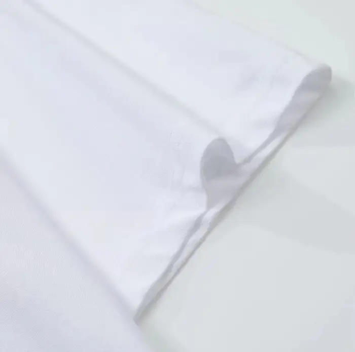 Ce nouveau t-shirt pour femme est confortable et respirant