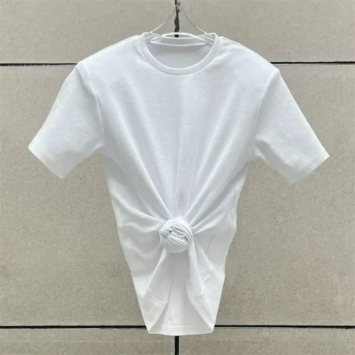 T-shirt femme 2025 été nouveau épaule rembourré coupe ajustée haut à manches courtes pur coton col rond pull y2k
