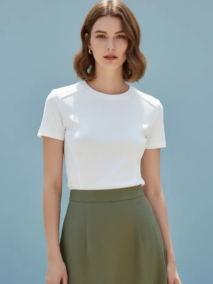 T-shirt blanc d'été 2026 pour femme