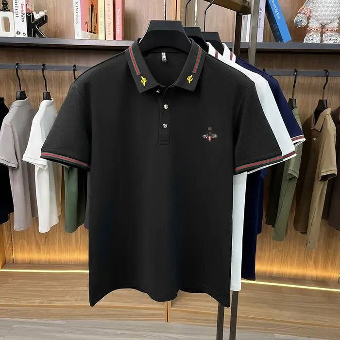 Designer marque de luxe à manches courtes polo shirt hommes été mode petite abeille broderie affaires Casual confortable respirant revers t - shirt
