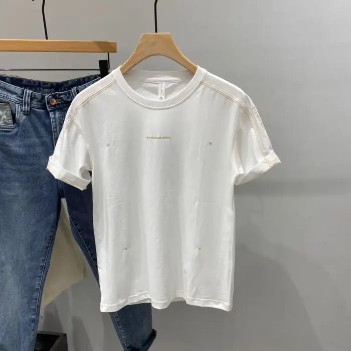 T-shirt à col rond brodé pour hommes
