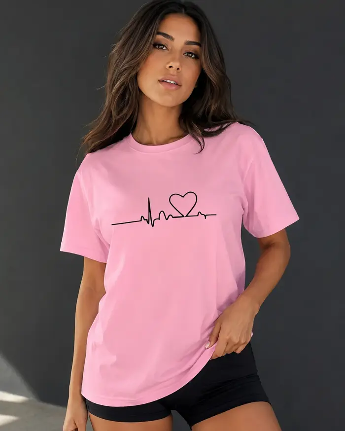 T-shirt à imprimé cœur pour femme : haut décontracté d'été à col rond et manches courtes