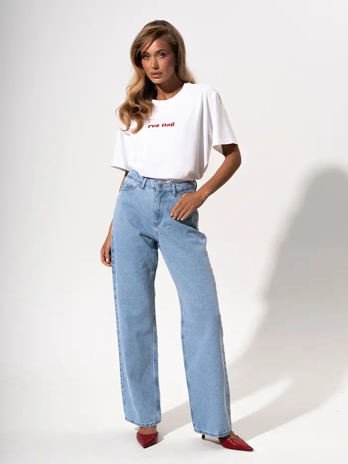 T-shirt femme en coton à imprimé lettres Red Flag