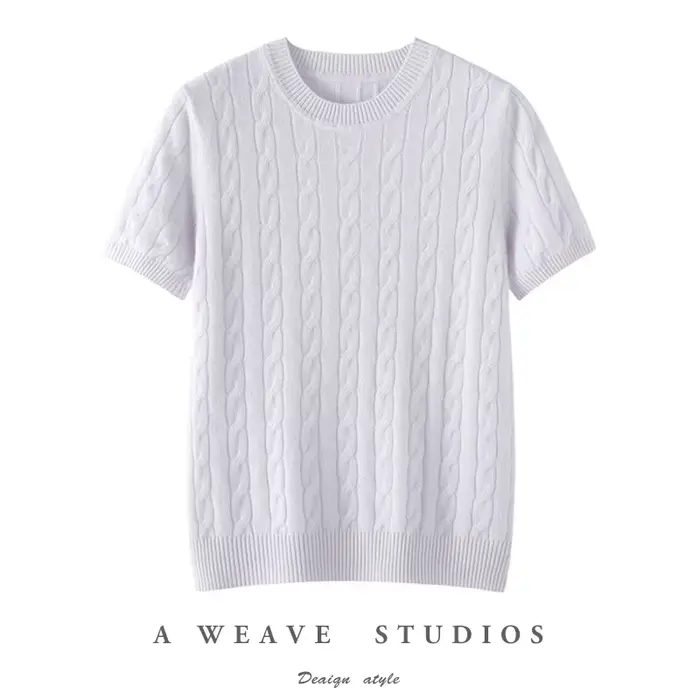 Pull à manches courtes et col rond pour femme