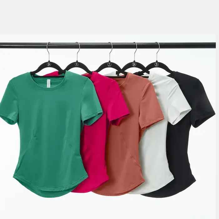 T-shirt de yoga à manches courtes pour femme