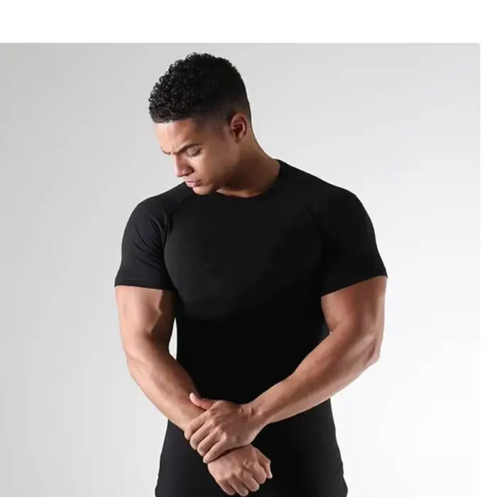 T-shirt de compression élastique à séchage rapide pour homme