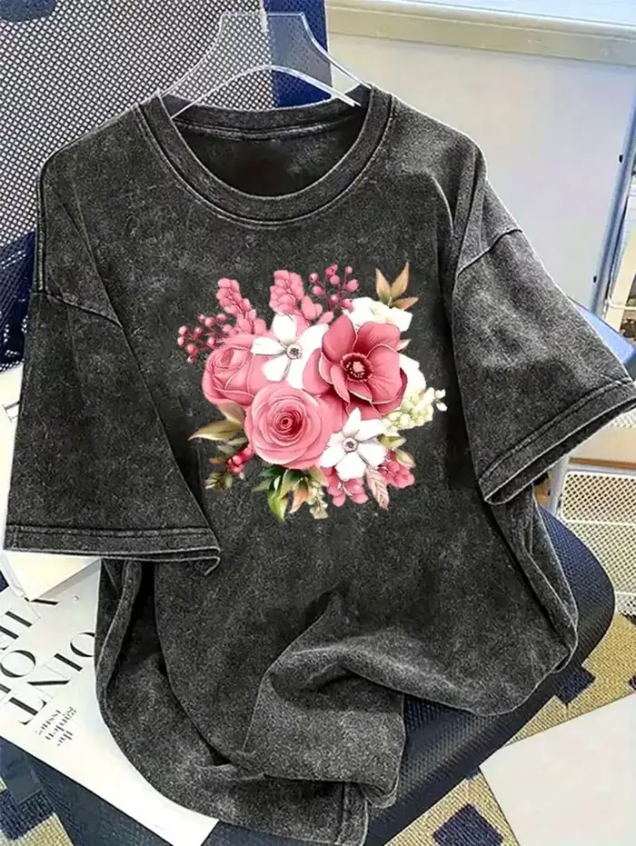 T-shirt pour femme à motif floral papillon