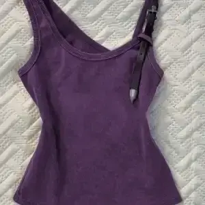 Débardeur asymétrique violet pour femme
