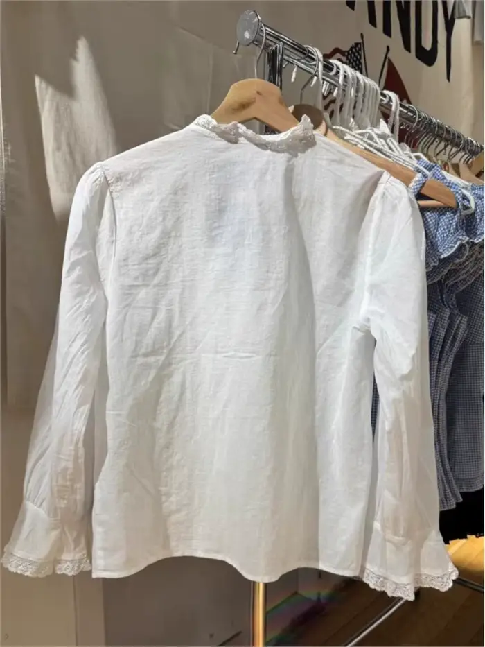 T-Shirt à volants en dentelle blanche pour femmes