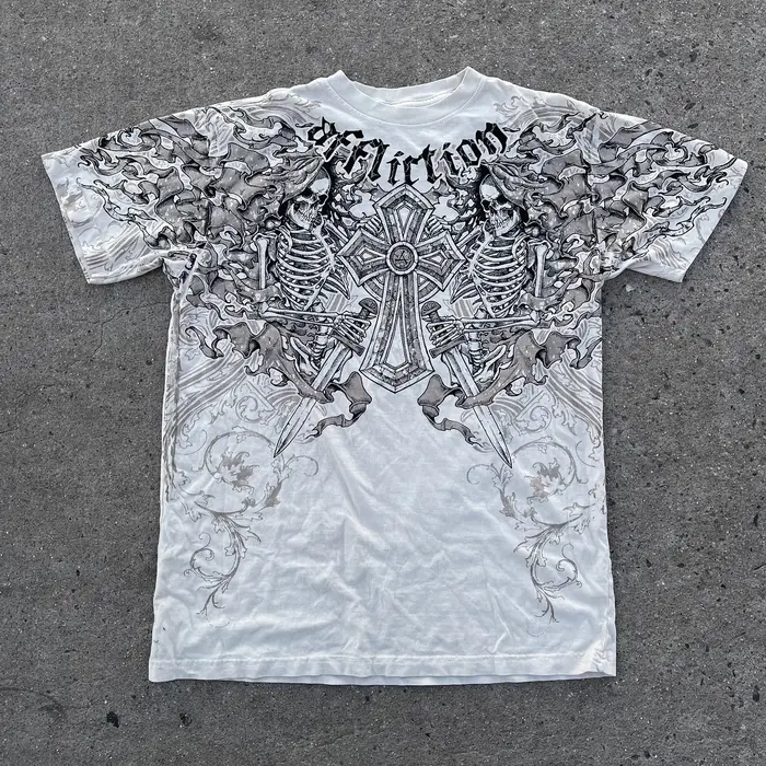 Graffiti Style gothique T-Shirt hommes américain Vintage multi-éléments haute rue surdimensionné coton unisexe été haut