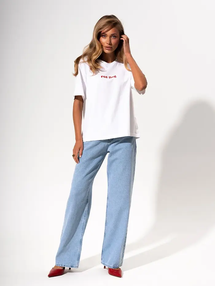 T-shirt femme en coton à imprimé lettres Red Flag