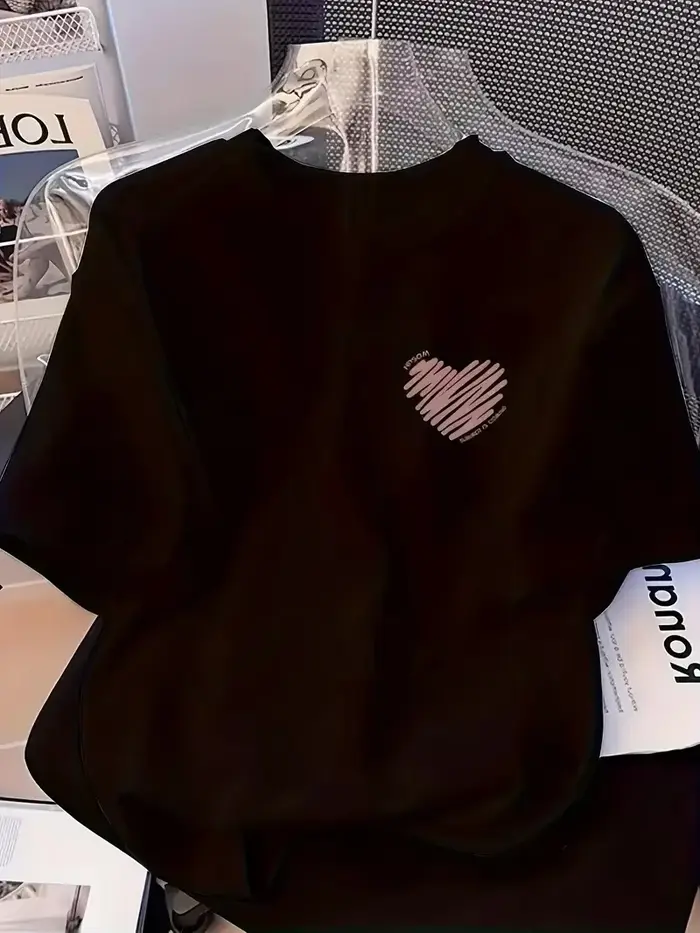 T-shirt d'été 2026 à manches courtes, imprimé cœur rose, style minimaliste et mignon, T-shirt tendan