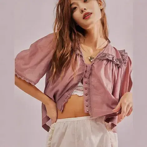 Rose doux col en dentelle coton pétale à manches courtes refflé col en V boutons hauts plissés femmes Blouse t-shirt coréen été plis