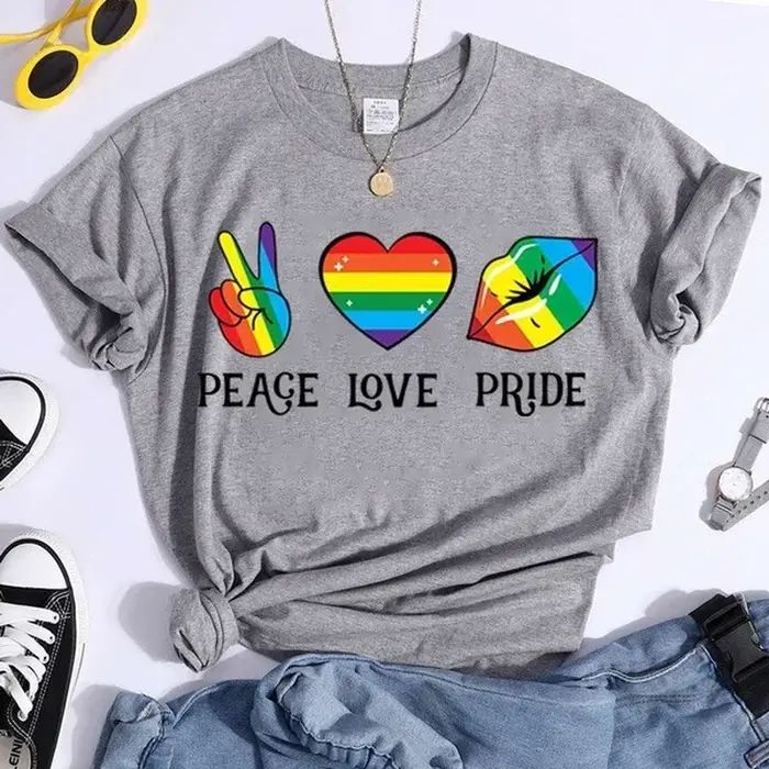T-shirt manches courtes col rond femme, Peace Love Pride, coloré, imprimé