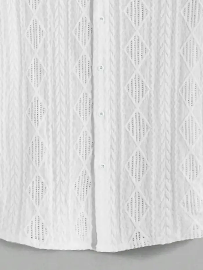 Chemise à manches courtes pour hommes, coupe slim, couleur unie, avec boutons, haut décontracté ajouré, adapté à la mode estivale et au quotidien.