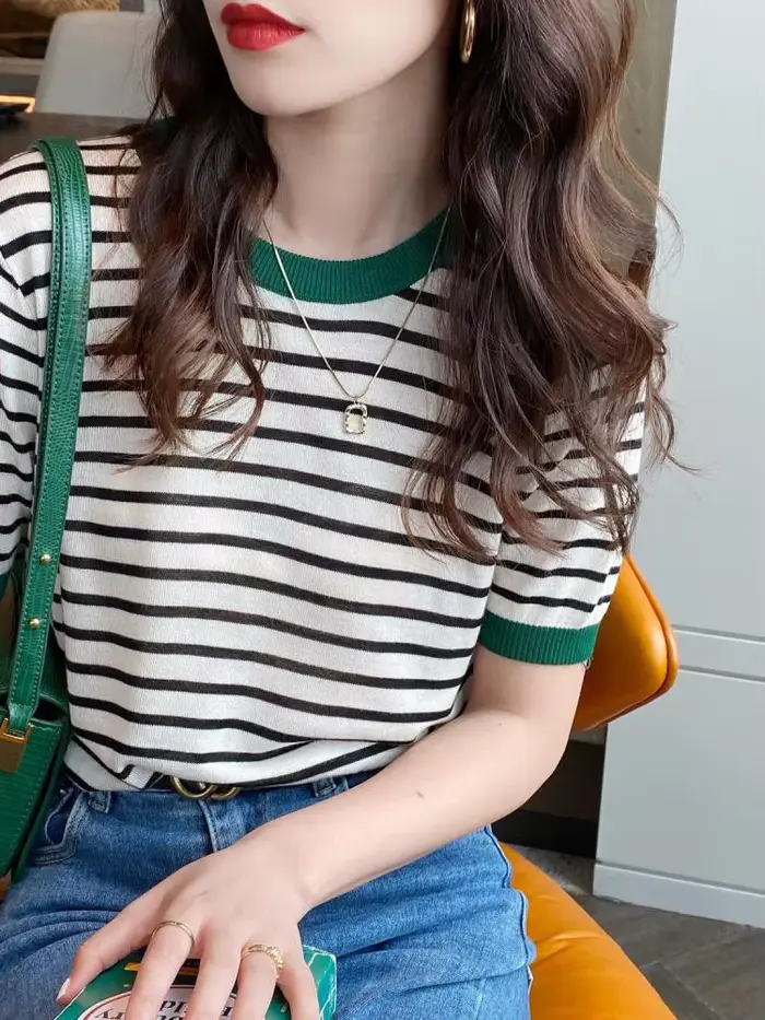 T-shirt décontracté à rayures pour femme, col rond, manches courtes, imprimé été, style simple et po