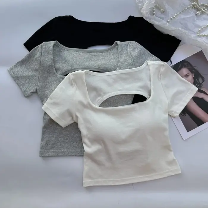 T-shirt femme vêtements encolure carrée hauts à manches courtes haut court avec soutiens-gorge pour