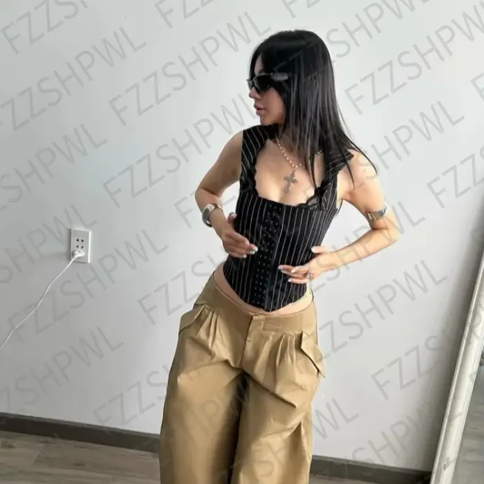 Haut corset Y2K noir à fines rayures pour femme