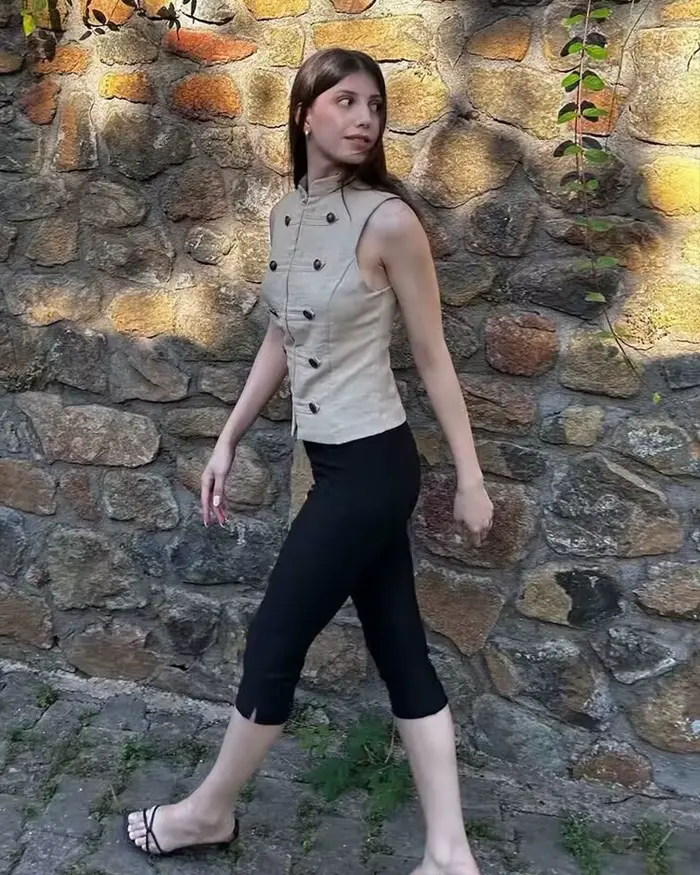 Chemisier Femme 2026 Nouvelle Collection Été – Chemise Noire Sans Manches Boutonnée