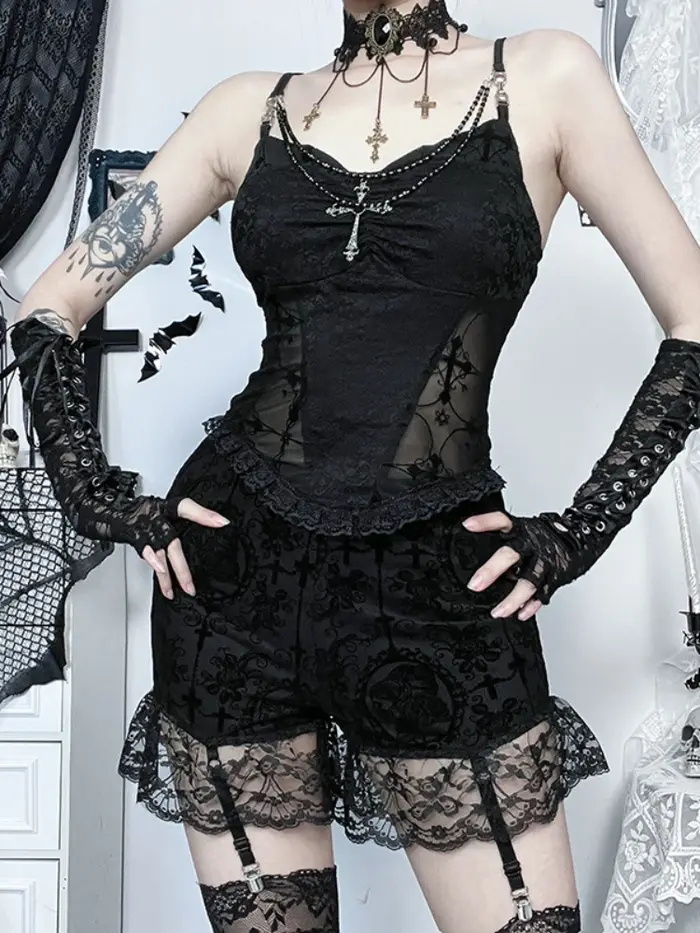 Punk gothique Camisole femmes centre commercial foncé Goth Y2k Streetwear Grunge Emo Sexy dentelle Patchwork chaîne