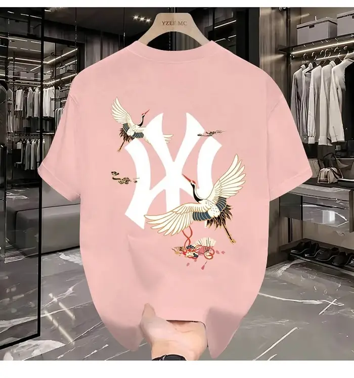 T-shirt imprimé à motif cygne à manches courtes pour hommes et femmes. Parfait pour la mode estivale