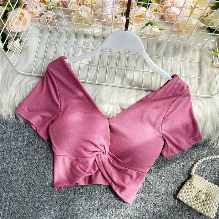T-shirt gothique court à manches longues pour femmes
