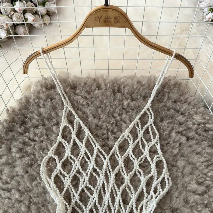 Camisole évidée en perles pour femmes