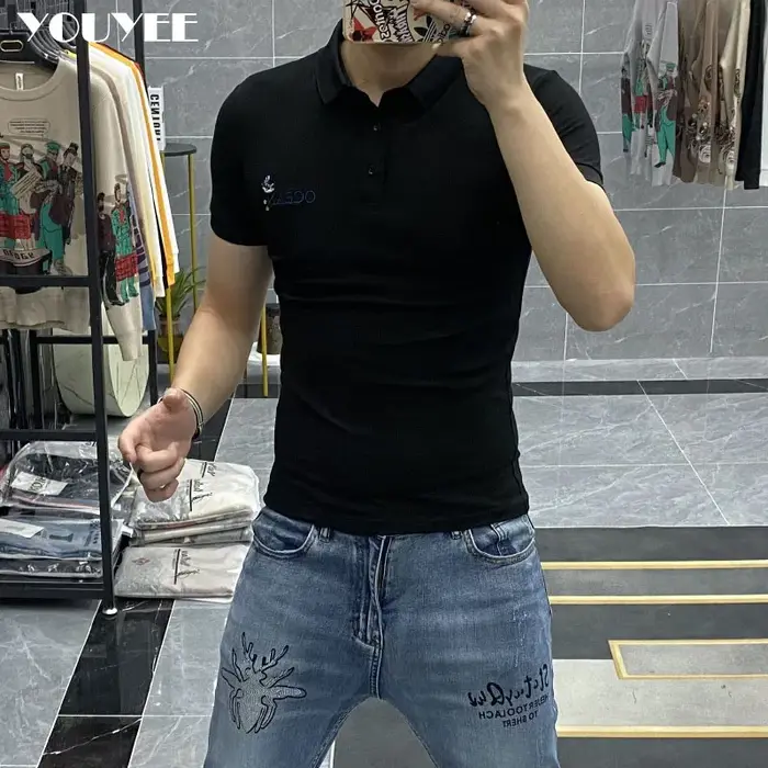 Polo brodé avec lettre injecteur pour homme
