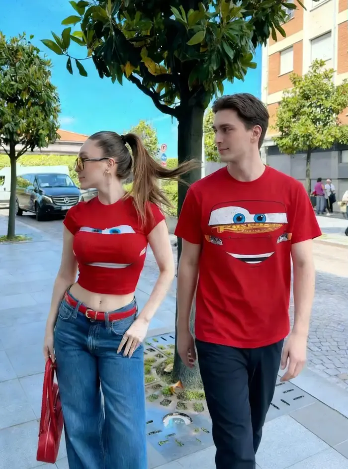 Nouveau T-shirt graphique McQueen Red Car assorti pour couples