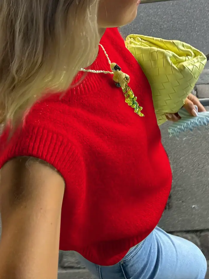 Débardeur en tricot rouge sans manches pour femme