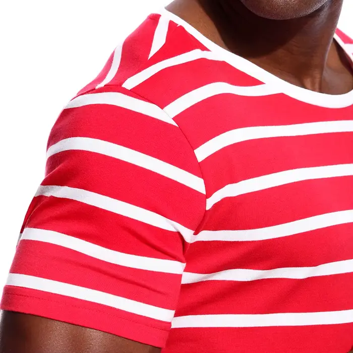 T-shirt à rayures larges et SAINT pour hommes