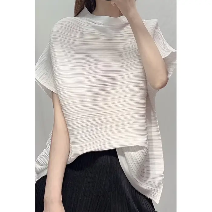 T-shirt à col montant pour femme