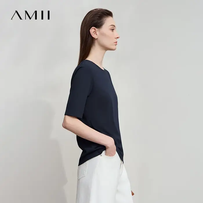 AMII minimaliste coton noir T-Shirt pour femmes 2025 bureau dame O cou plaine tricot