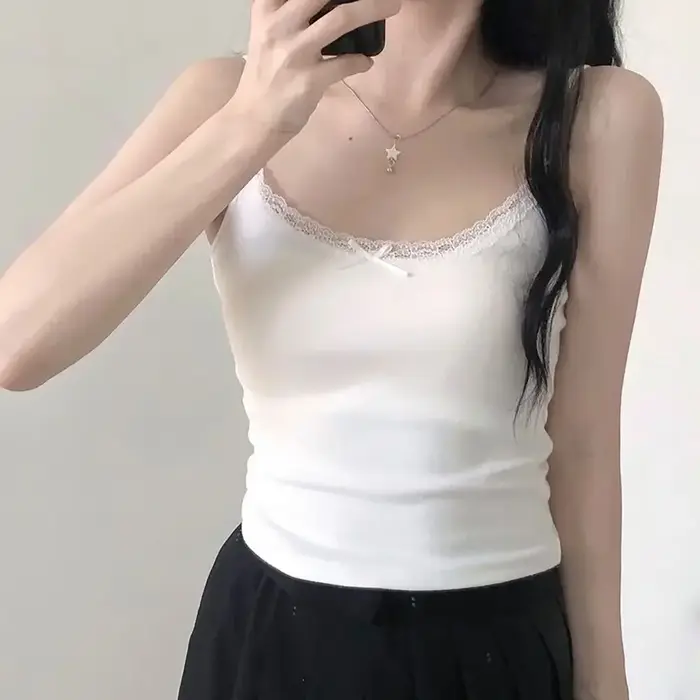 Camisole courte à bretelles en coton avec nœud simple