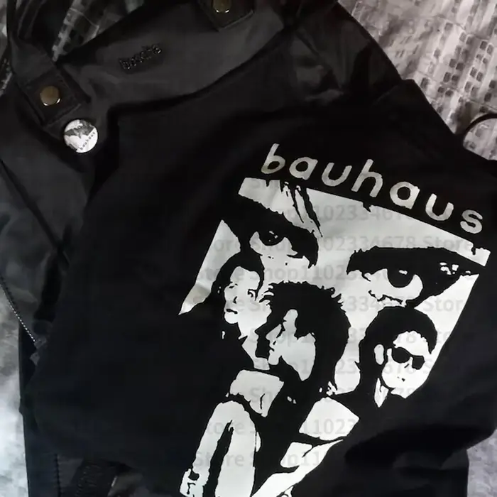 Goth Crop Top Esthétique Débardeur sans manches pour femme Gothique Lettre Imprimé Vintage Punk Grunge Fée Corset Bébé T-shirts Y2k Vêtements
