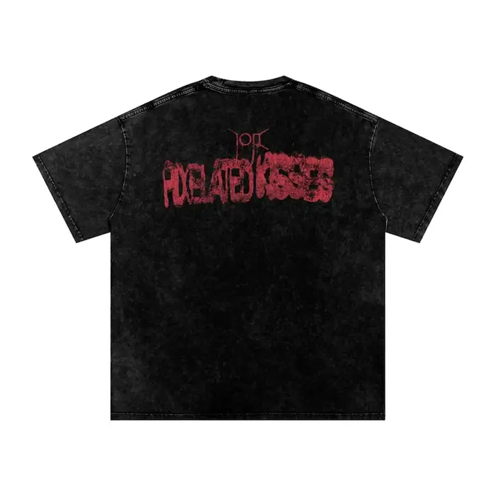 T-shirt oversize en coton style vintage inspiré de Piss in the Wind PIXELATED KISSES