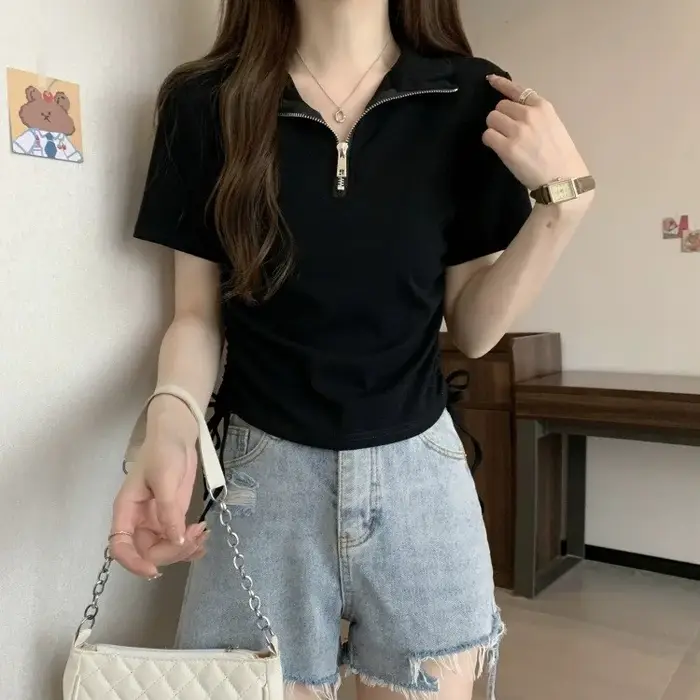 T-shirt polo pour femme à demi-zip
