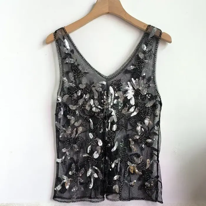 Paillettes perles Style français 2025 été nouveau gilet sans manches coupe ajustée Perspective Sexy Chic Ins mince débardeur ample