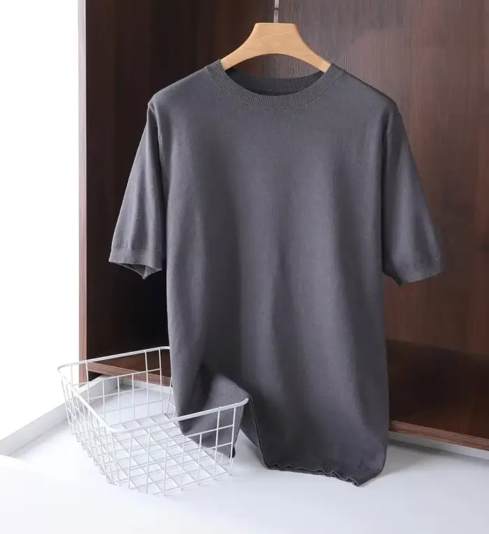 T-shirt en laine mérinos super fine pour hommes