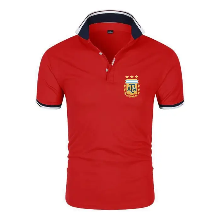 Le nouveau polo six couleurs pour hommes d'Argentine convient à l'été et présente des manches courtes en coton avec un design tendance.