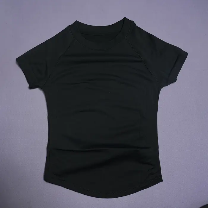 T-shirt de sport à manches courtes pour femme DFDK
