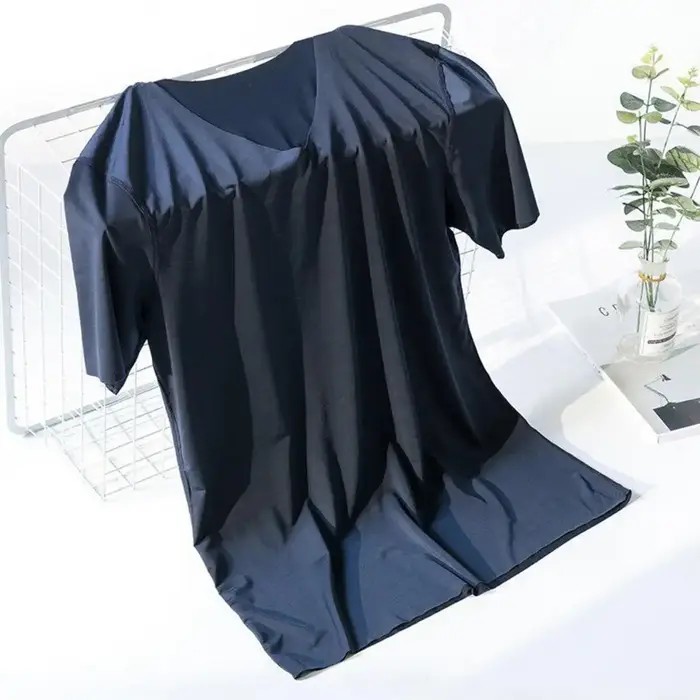 T-shirts en soie glacée pour hommes