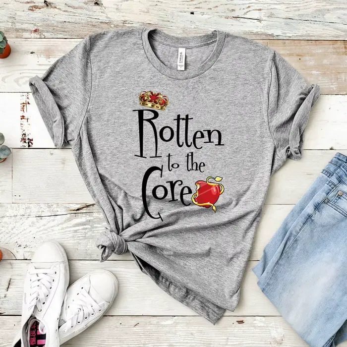 Mal Evie Evil Queen T-shirt assressentimignon