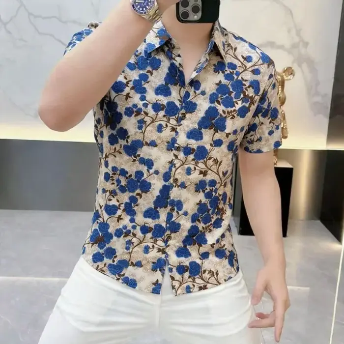 Chemise à manches courtes à imprimé floral tendance pour homme